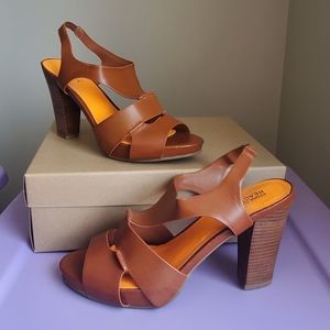 Kenneth Cole sandals - good condition